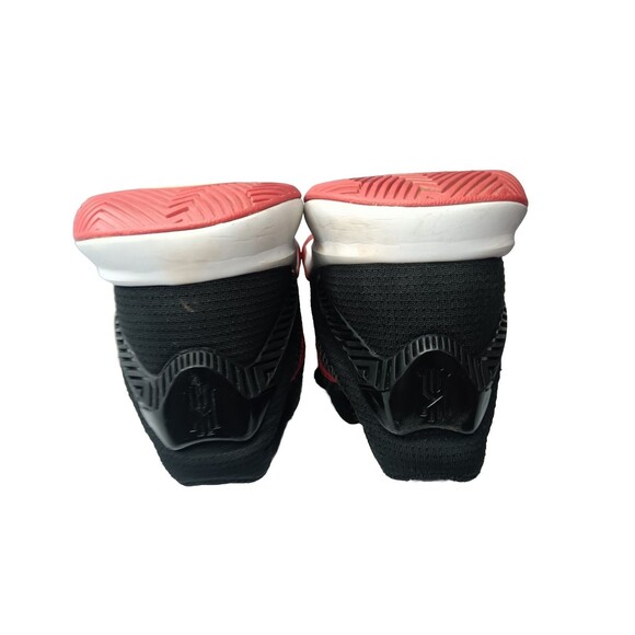 Nike Kyrie Flytrap 2 Bred Basketball Shoes Men's Size 11 Black Red - Picture 7 of 8